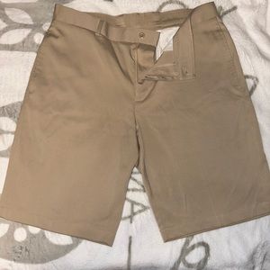 Extremely comfortable men’s golf shorts! 9” inseam 34” waist